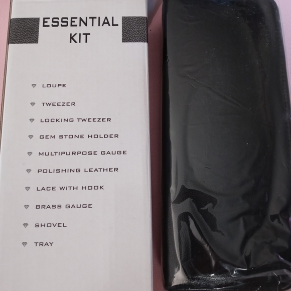 JTV Essential Jewelry Kit - Picture 1 of 8